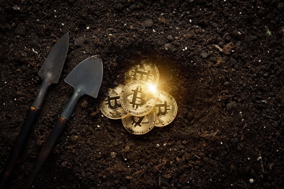 How does Bitcoin Work? The Only Explanation You Need How does Bitcoin Work? The Only Explanation You Need - image2