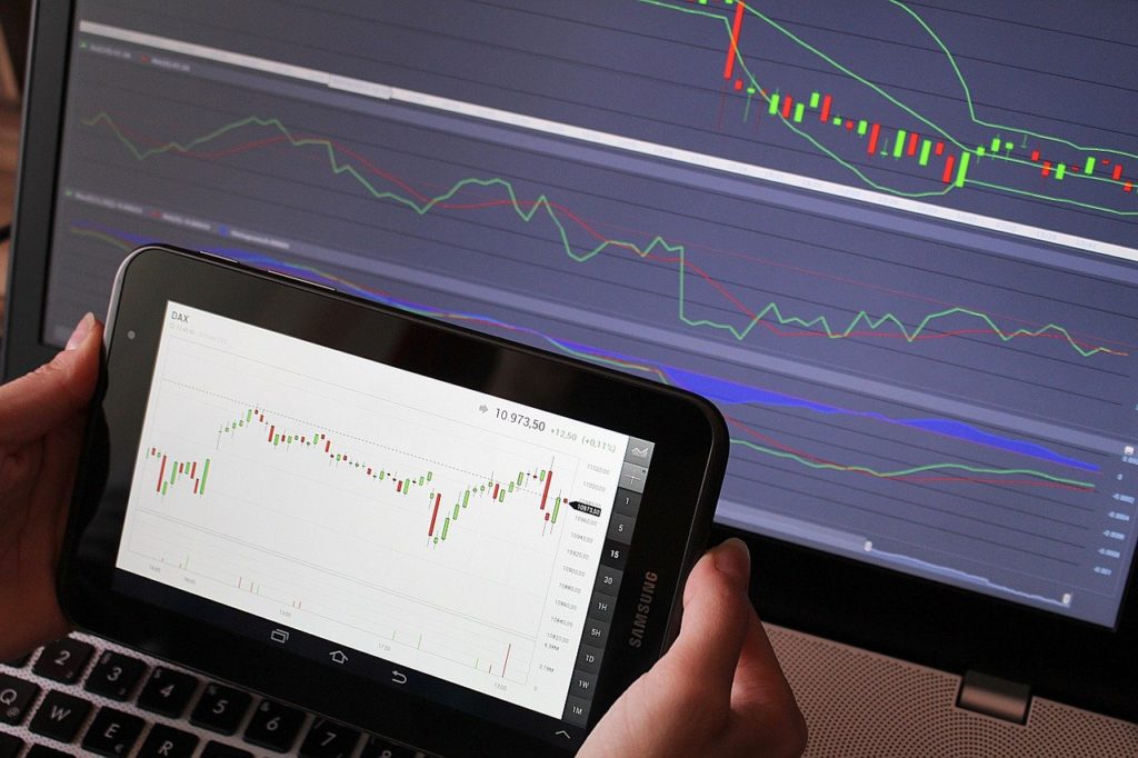 The Benefits Of Cryptocurrency Explained: Should I Trade Cryptocurrencies? The Benefits Of Cryptocurrency Explained: Should I Trade Cryptocurrencies? - image3 4 1024x682